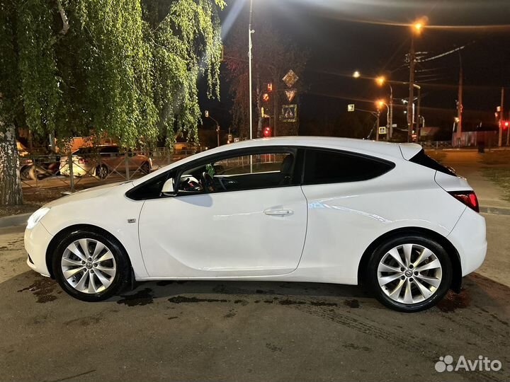 Opel Astra GTC 1.8 МТ, 2012, 140 000 км