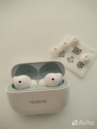 Bluetooth гарнитура Realme Buds T3000