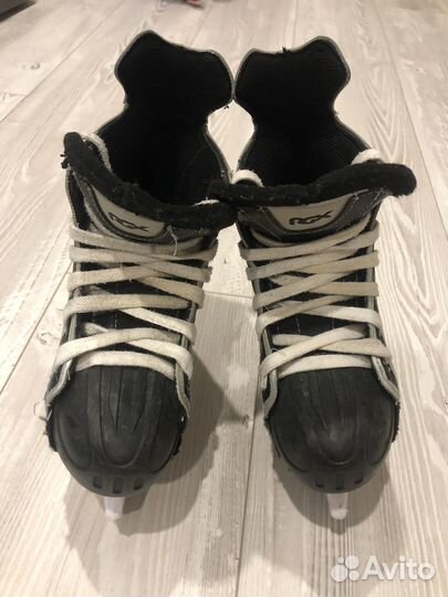 Детские хоккейные коньки 31 размер