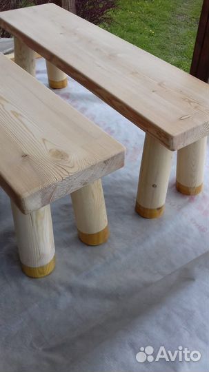 Скамья из массива лиственницы
