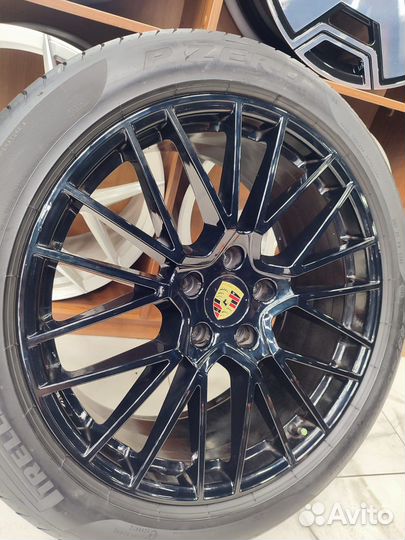 Оригинальные диски R21 5x130 Porsche Cayenne new