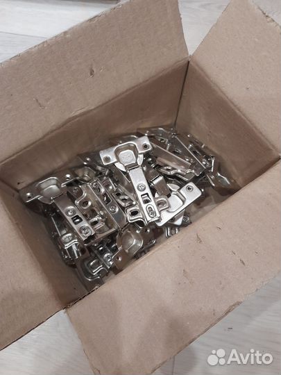 Петли врезные мебельные