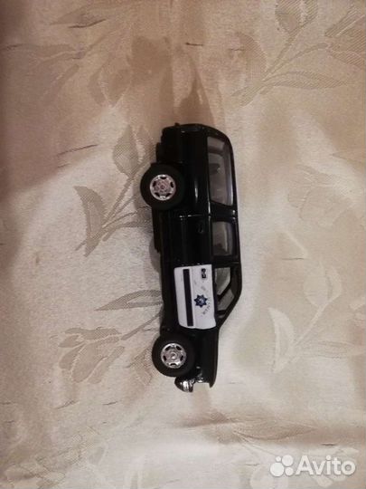 Машинка welly