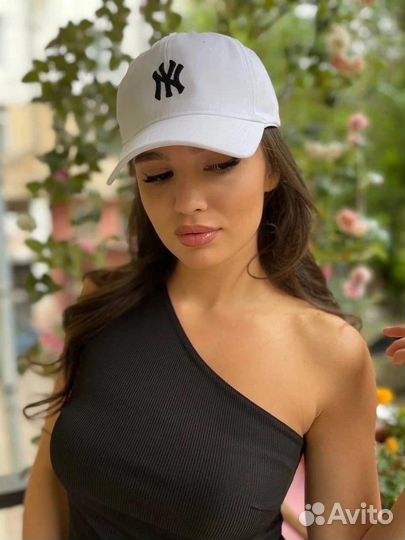 Кепки унисекс в наличии