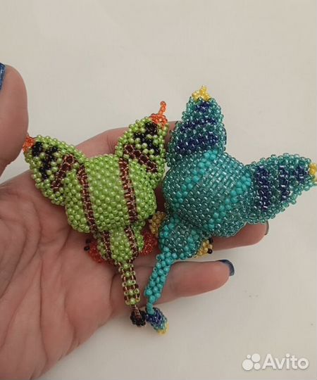 Игрушка амигуруми из бисера Ушастик