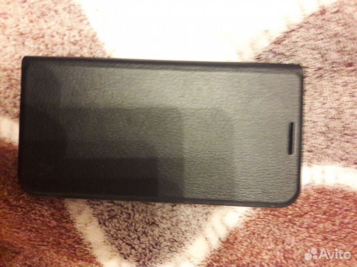 Защитный чехол на телефон