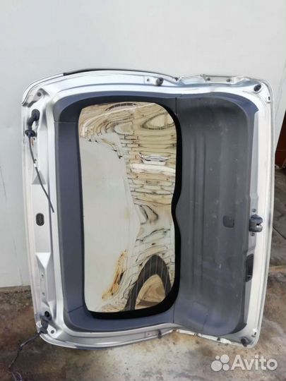 Дверь багажника Subaru Impreza GH