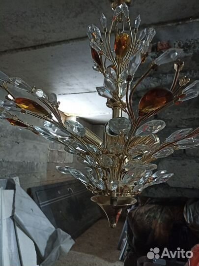 Люстра потолочная