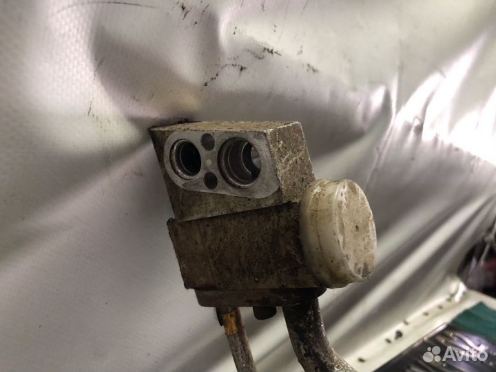 Трубка кондиционера Hyundai Elantra 3 XD