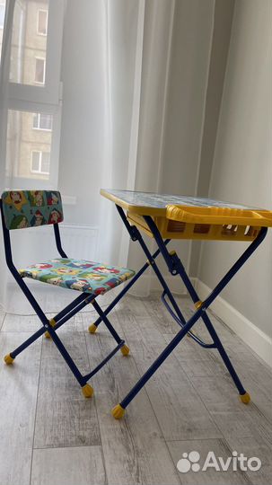 Детский стол и стул