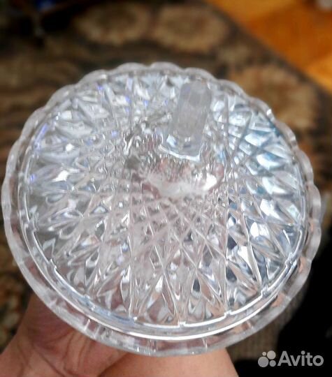 Конфетница, ваза, салатник с крышкой