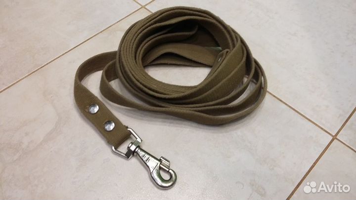 Поводки, ошейник и шлейка для собак