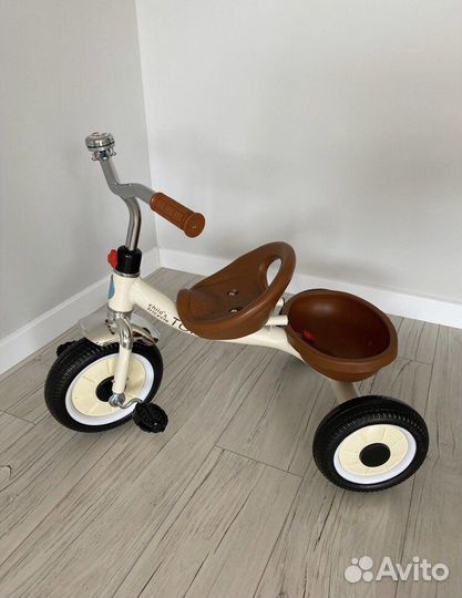 Трехколесный велосипед