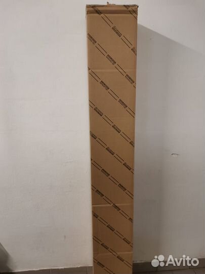 Накладка подножки правая Toyota Land Cruiser 200