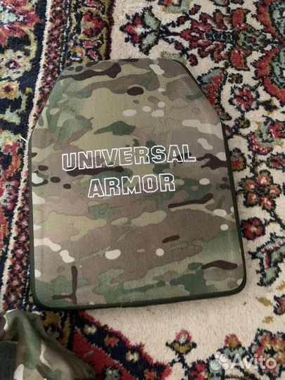 Бронежилет и шлем