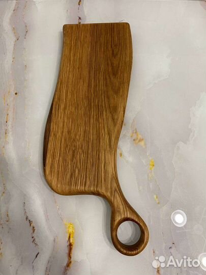 Кухонная разделочная доска из дуба неразлучницы