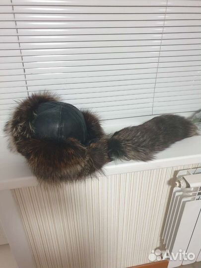 Шапка унисекс, золотистая чернобурая лиса