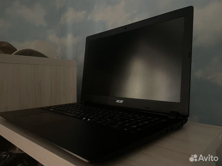 Ноутбук Acer aspire 3