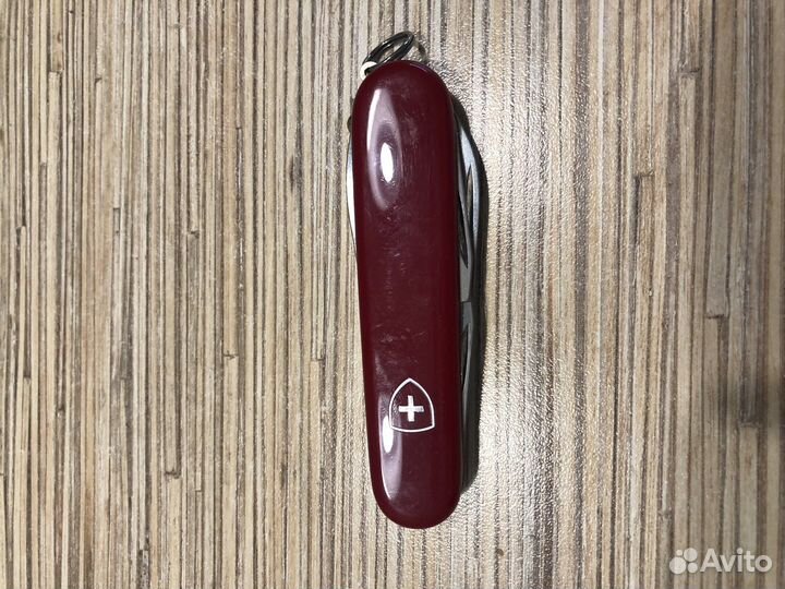 Перочинные ножи швейцарские