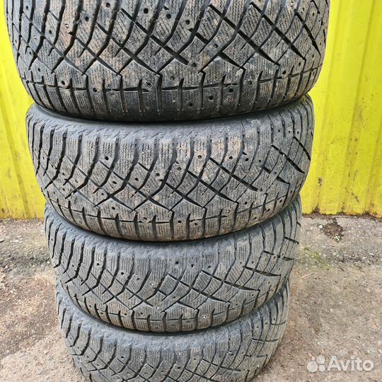 Nitto Therma Spike 205/55 R16 91T