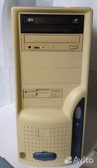 Корпус ATX для компьютера