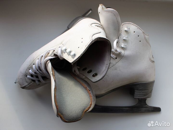 Фигурные коньки risport, р-р 225, стелька 21,5см