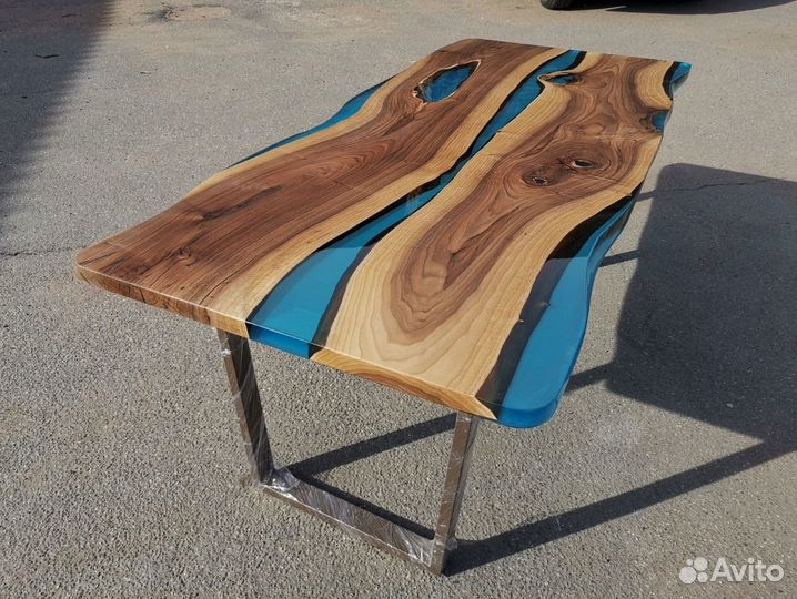 Стол для совещаний