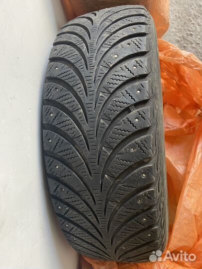Sava Eskimo Stud 185/60 R15 88T