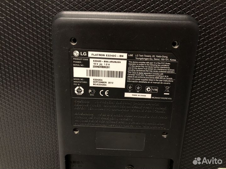 Монитор LG flatron e2242