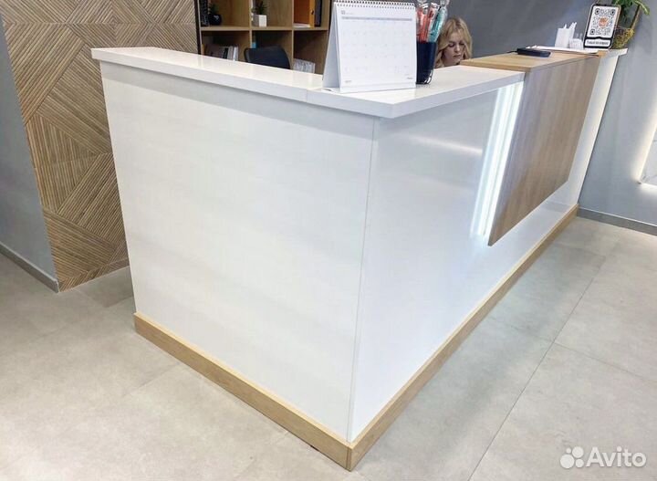Ресепшн стойка для Салона красоты, Стойки ресепшн