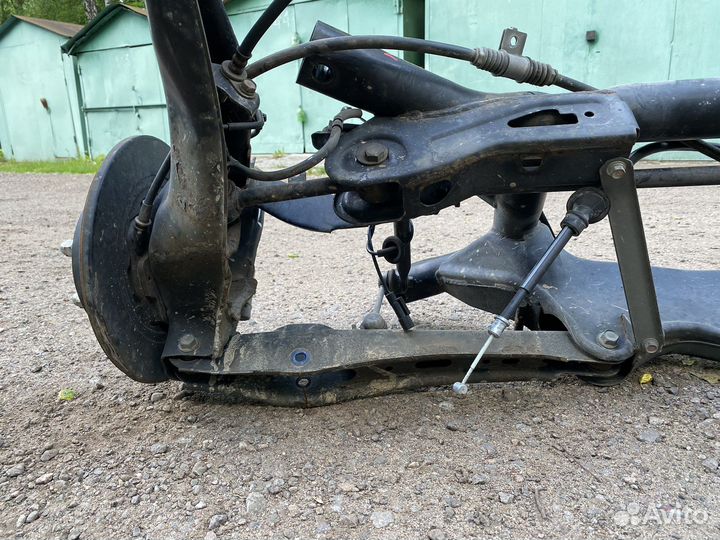 Задний подрамник 83 т.км в сборе Lancer 10