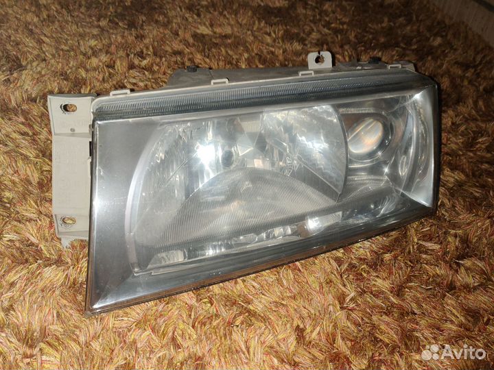 Фара левая skoda oktavia a4