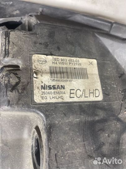 Фара передняя левая без креплений Nissan Tiida C11