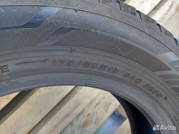 Yokohama Ice Guard IG60 175/65 R15