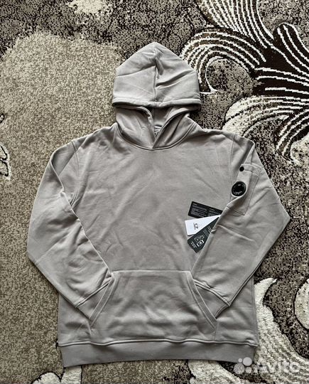 Худи CP. Company линза на плече