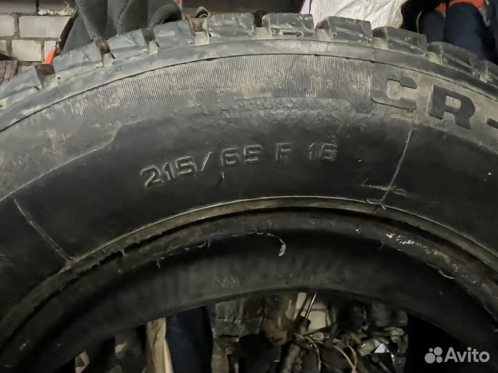 CR-Renkaat Oy 8ZQ 215/65 R16 108R