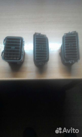 Дефлекторы обдува салона мазда трибьют