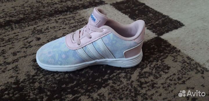 Кроссовки adidas
