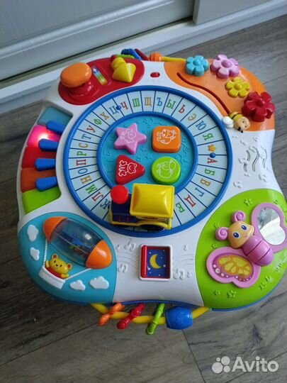 Развивающий стол