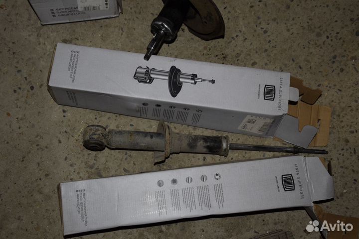 Старые стойки от Mitsubishi Lancer 10