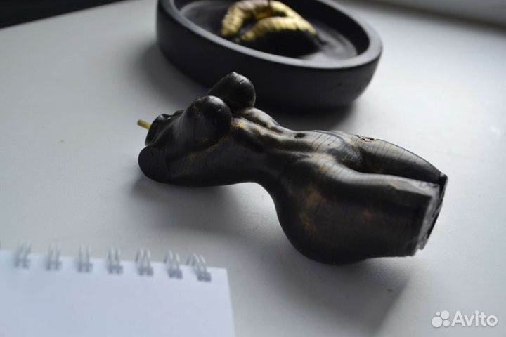 Свеча женский силуэт