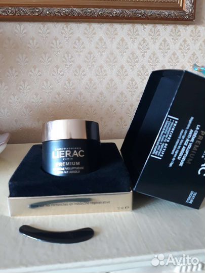 Пустые баночки из под кремов LUX