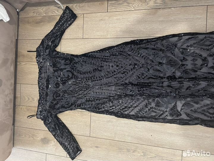 Вечернее платье