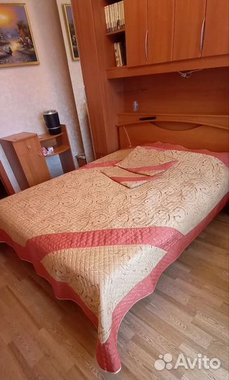 Покрывало на 2 х спальную кровать бу