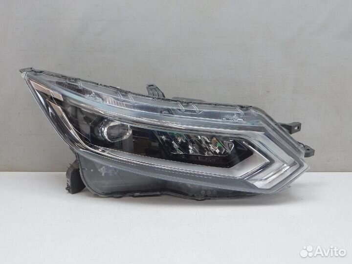 Фара правая Nissan Qashqai