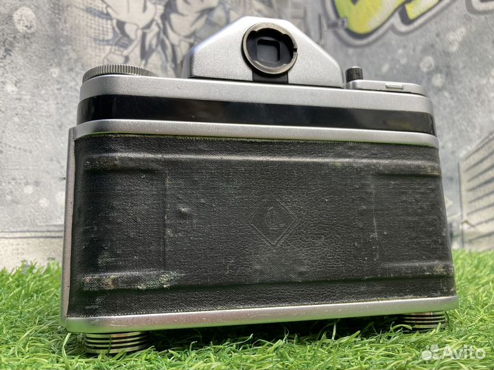 Pentacon Six TL + MC Biometar 2.8/80