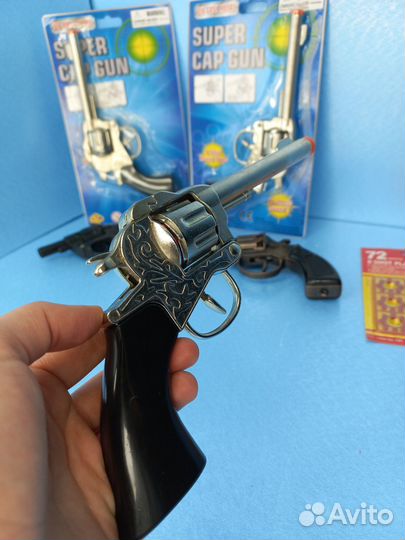 Револьвер пугач С пистонами металлический