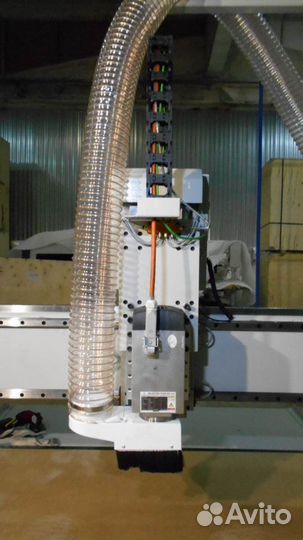 Фрезерный станок с чпу по дереву 1325A
