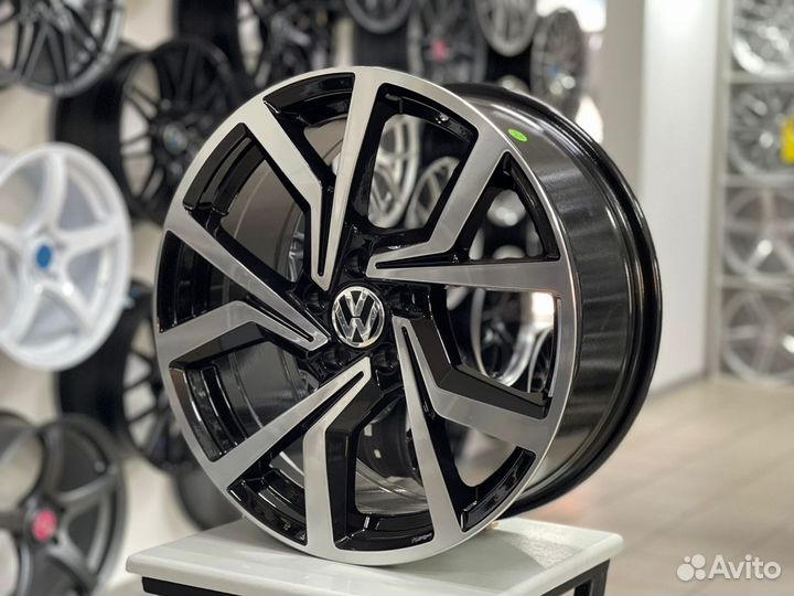 Диски на Volkswagen R17 5x100