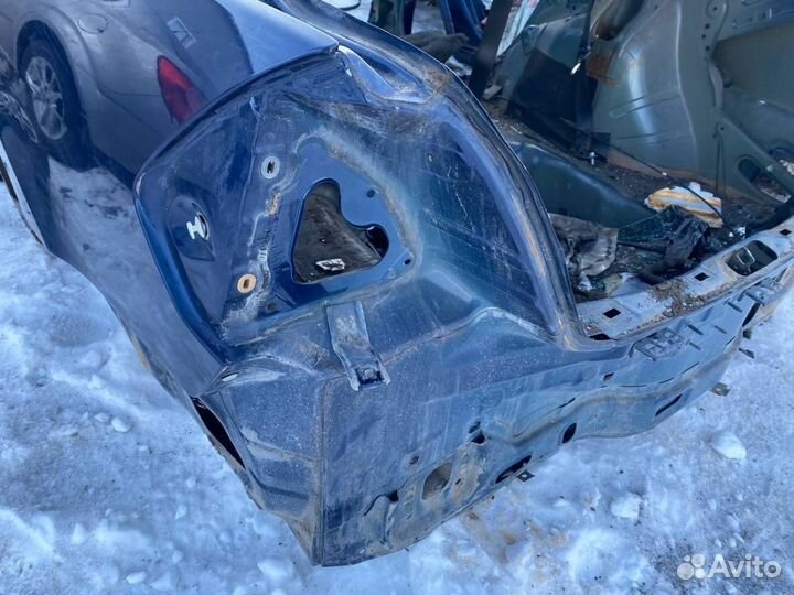 Панель задняя Nissan Tiida C11 2007-2014